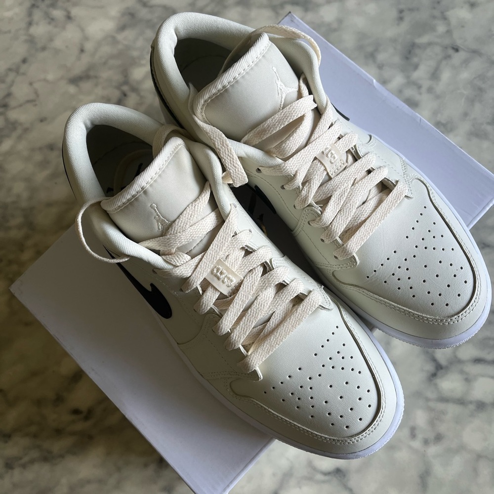 Womens Air Jordan 1 Low